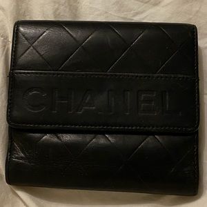 Traded as gift with matching bag Very rare Chanel trifold wallet with card